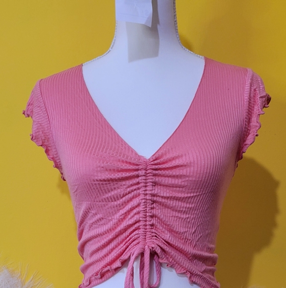 Tops - Picture 3 of 4